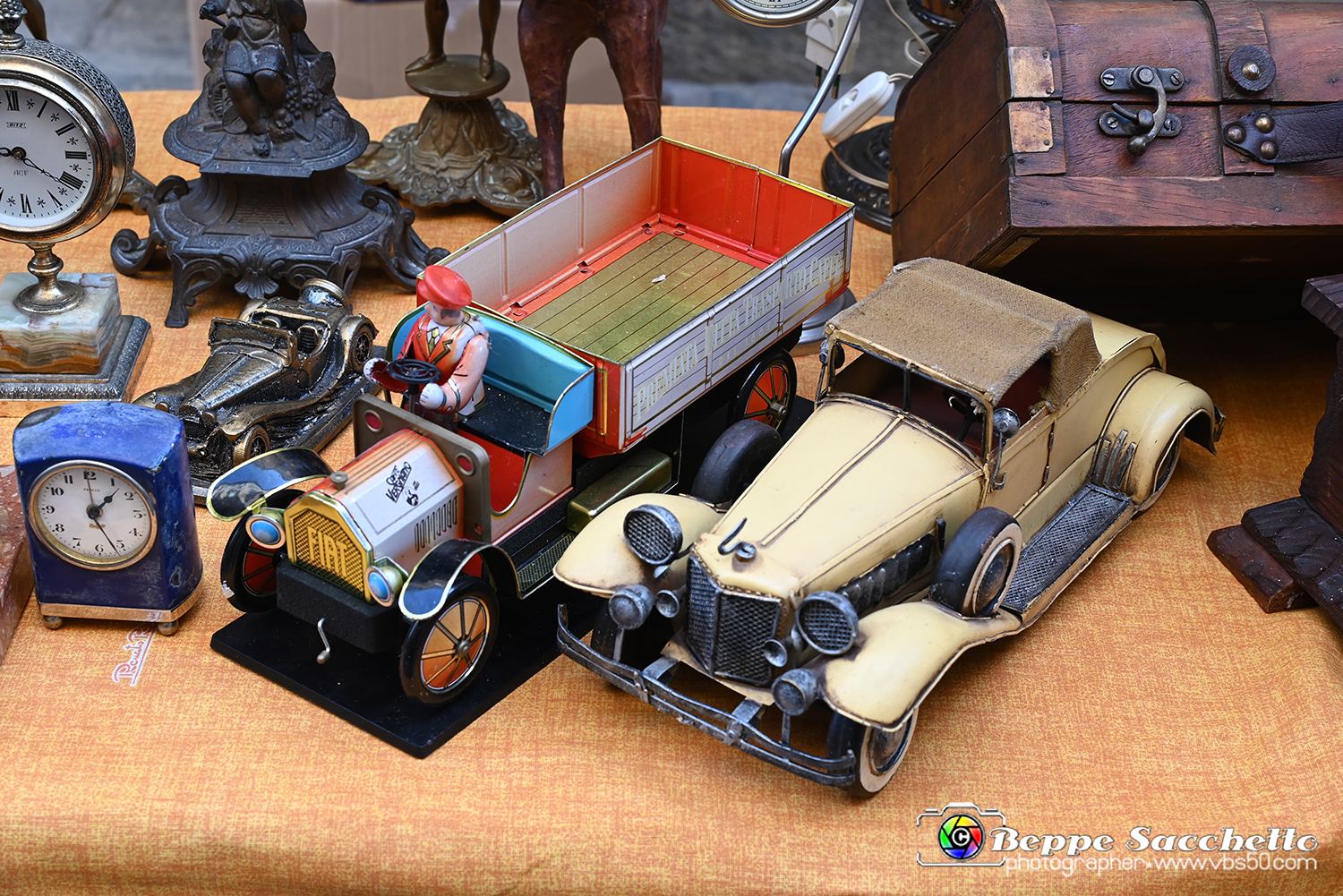 VBS_8299 - Mercatino dell'Antiquariato e dell'Hobbismo.jpg
